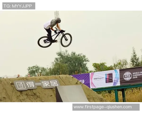 成都极限运动队边路渗透策略分析及其成败得失探讨